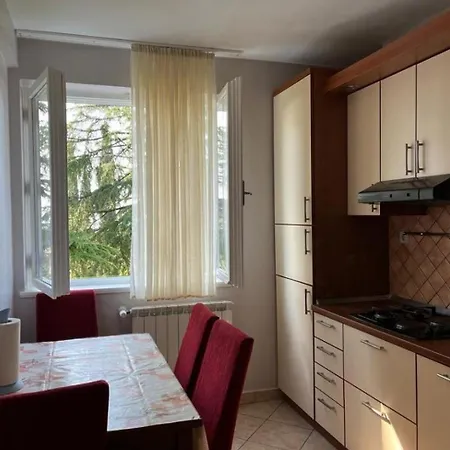 With Parking Space Lovran, Opatija - 23702 * 로브란